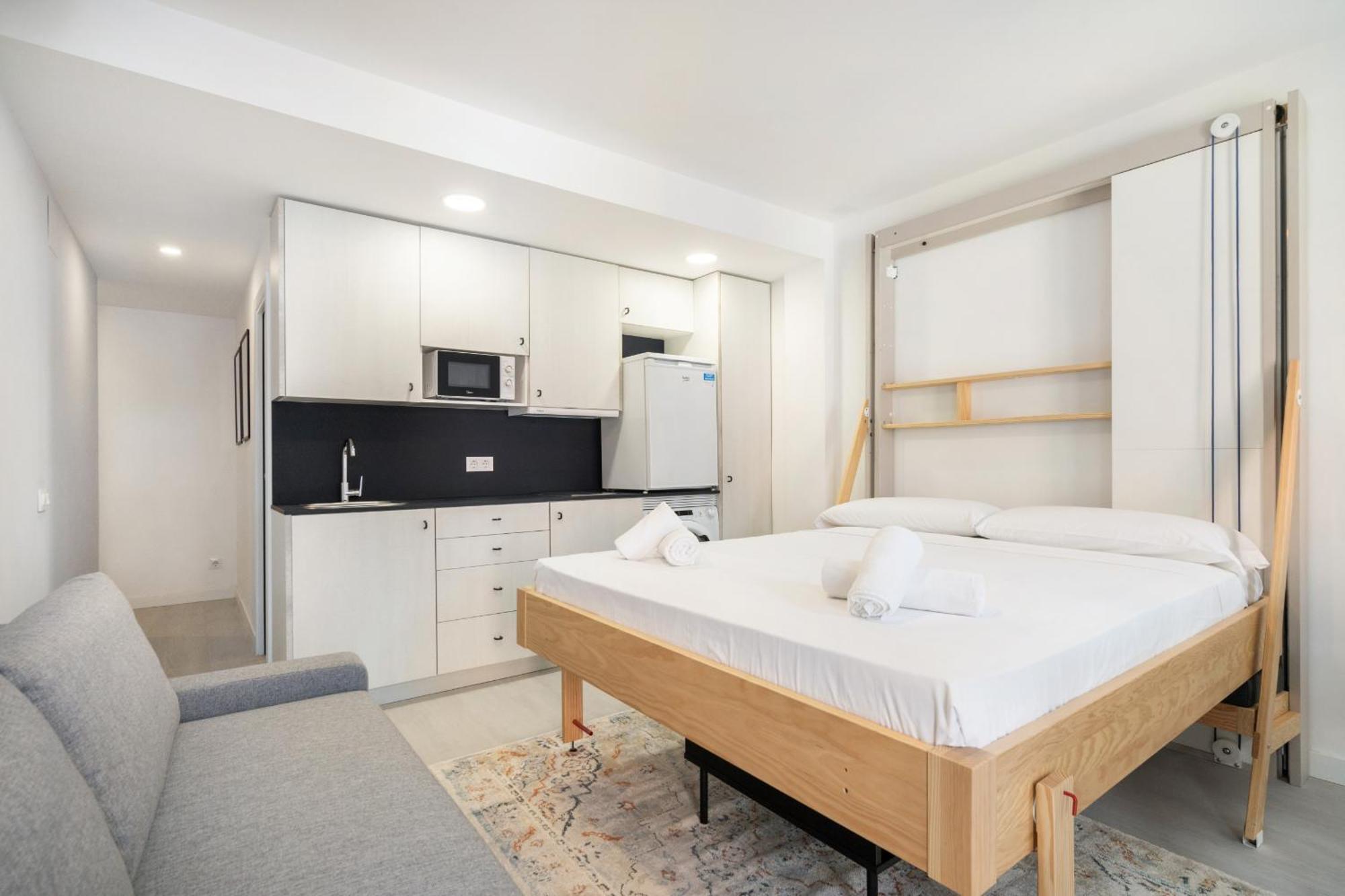Madriver Apartamentos Reformados Con Parking Gratuito ภายนอก รูปภาพ