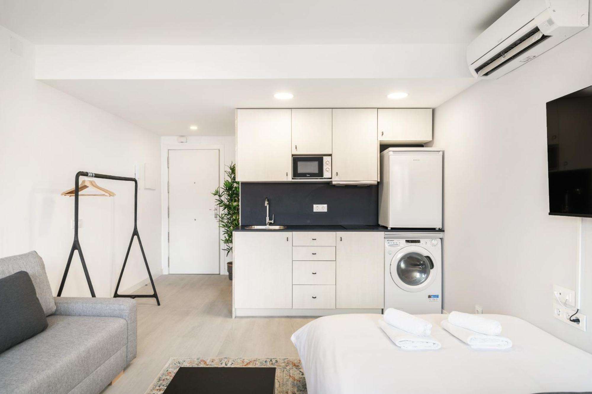 Madriver Apartamentos Reformados Con Parking Gratuito ภายนอก รูปภาพ