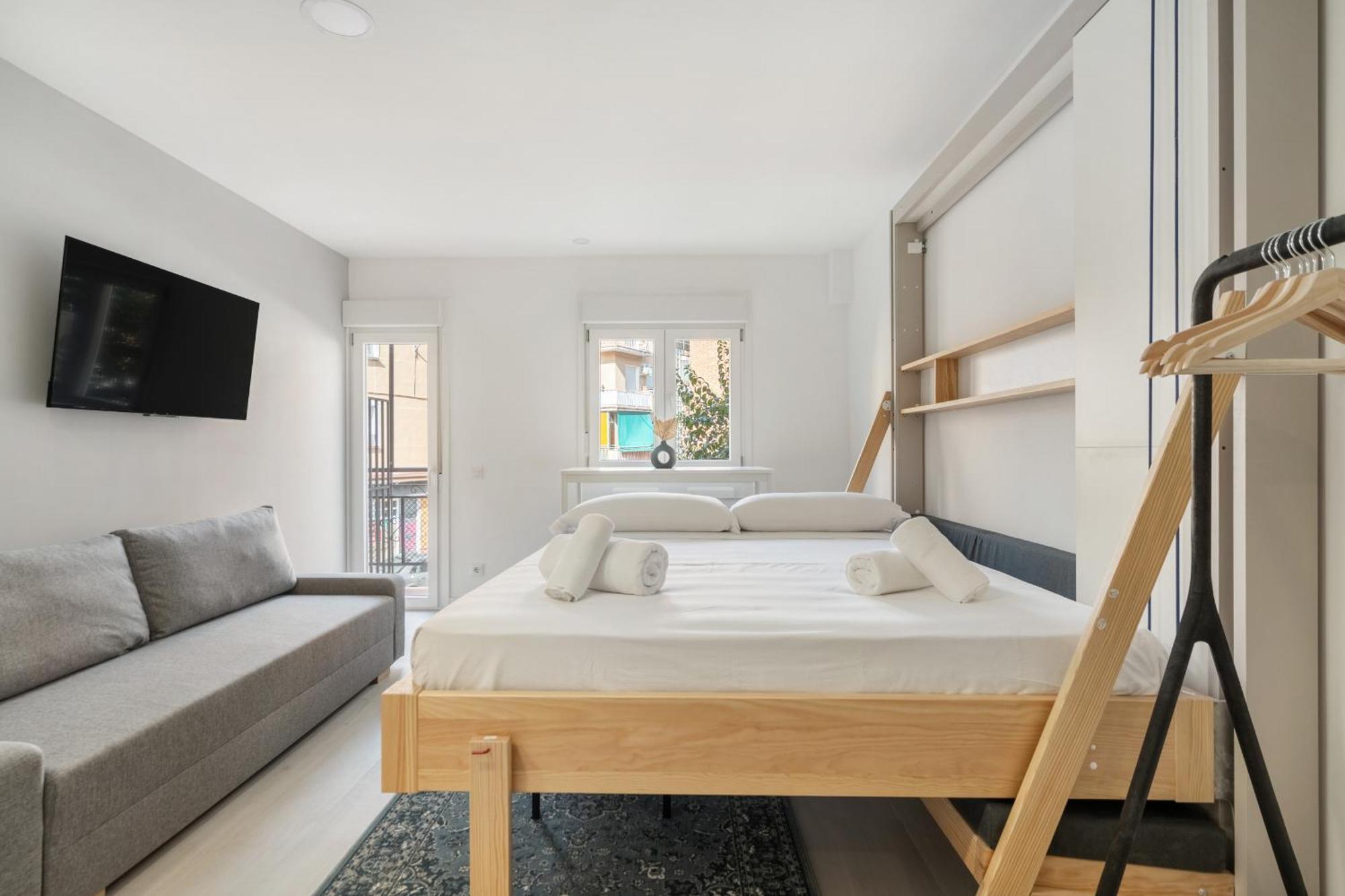 Madriver Apartamentos Reformados Con Parking Gratuito ภายนอก รูปภาพ