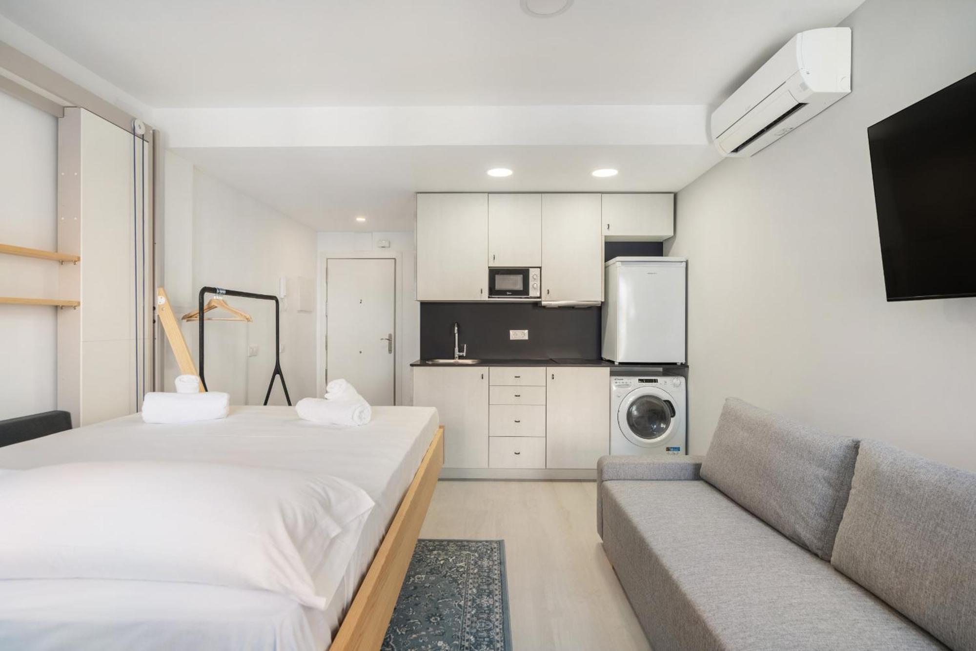 Madriver Apartamentos Reformados Con Parking Gratuito ภายนอก รูปภาพ