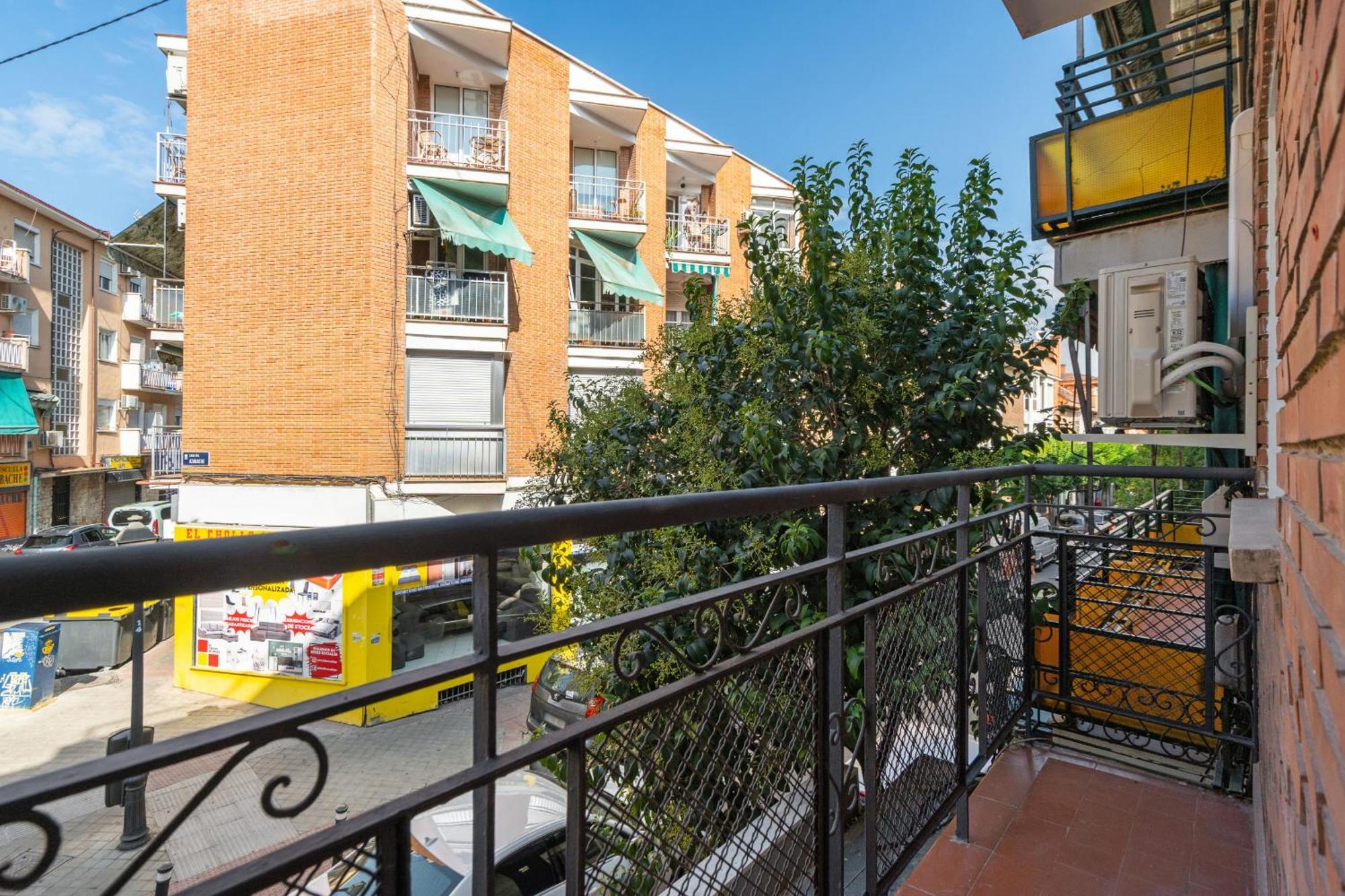 Madriver Apartamentos Reformados Con Parking Gratuito ภายนอก รูปภาพ