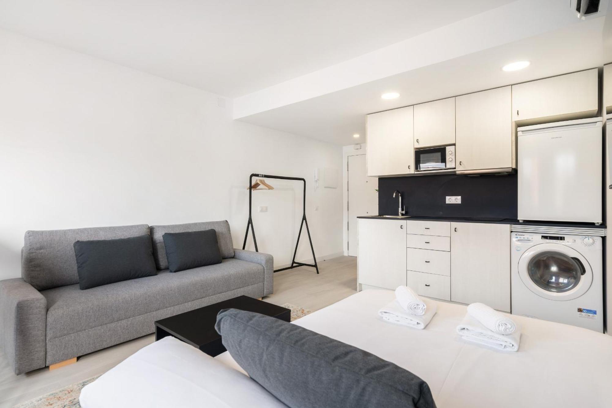 Madriver Apartamentos Reformados Con Parking Gratuito ภายนอก รูปภาพ