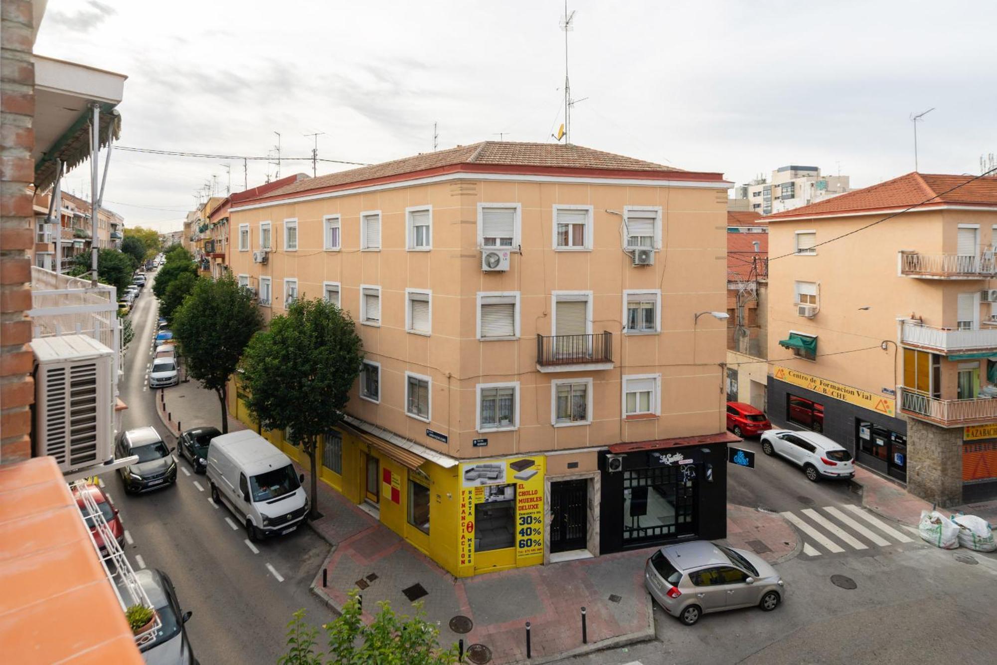 Madriver Apartamentos Reformados Con Parking Gratuito ภายนอก รูปภาพ