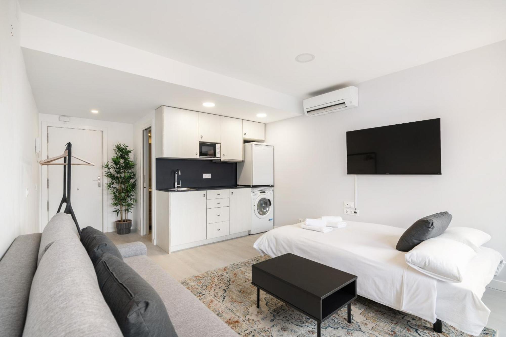 Madriver Apartamentos Reformados Con Parking Gratuito ภายนอก รูปภาพ
