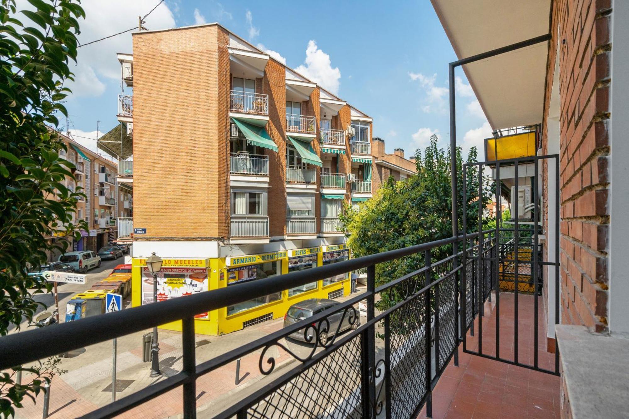 Madriver Apartamentos Reformados Con Parking Gratuito ภายนอก รูปภาพ