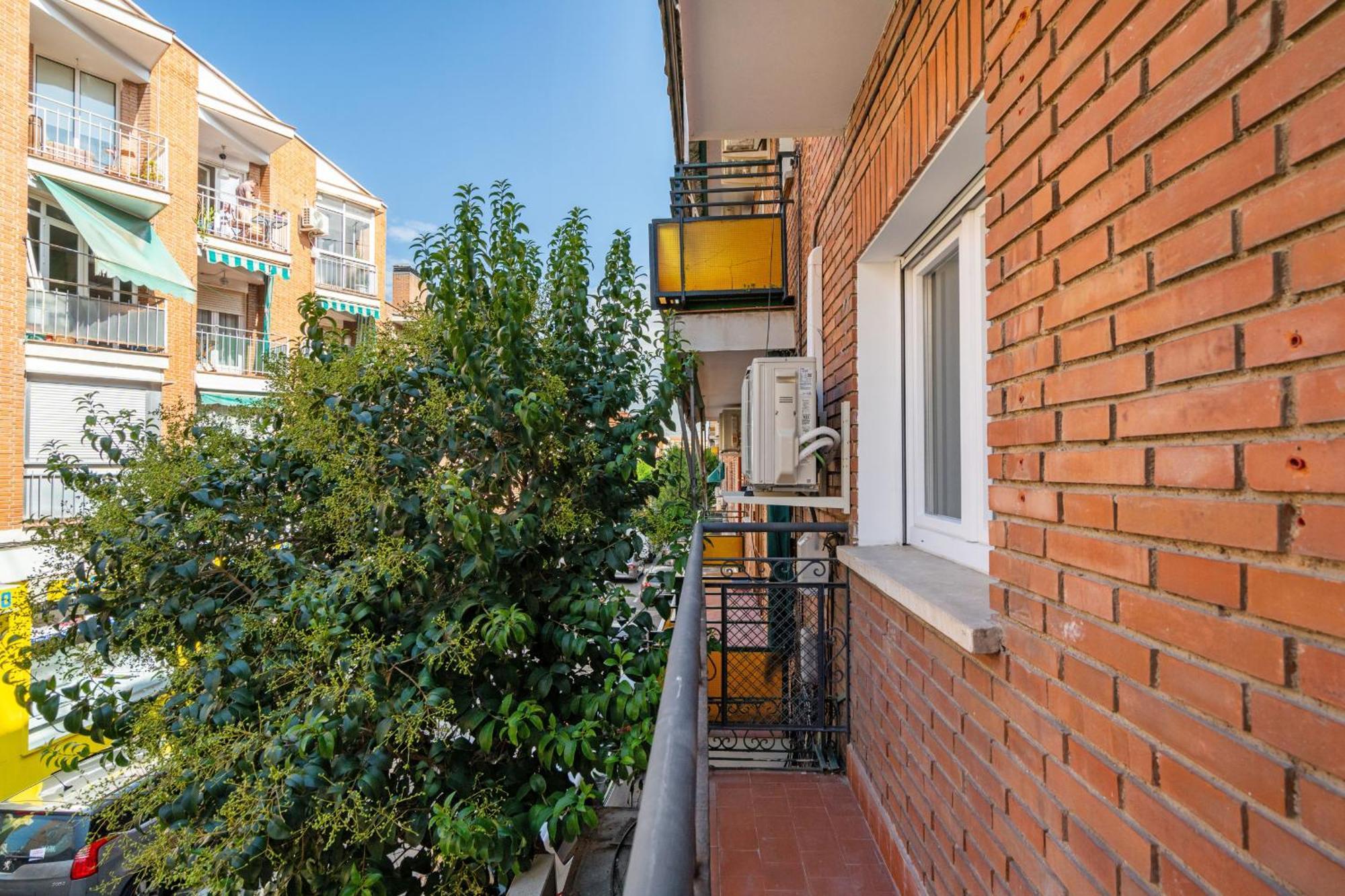 Madriver Apartamentos Reformados Con Parking Gratuito ภายนอก รูปภาพ